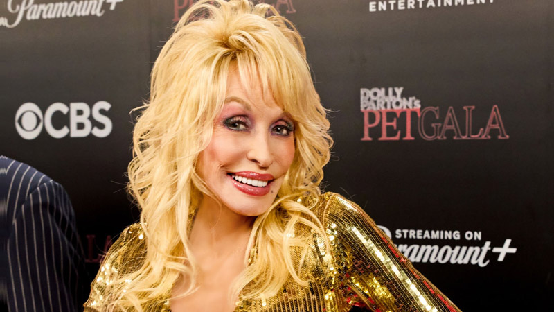 DOLLY PARTON