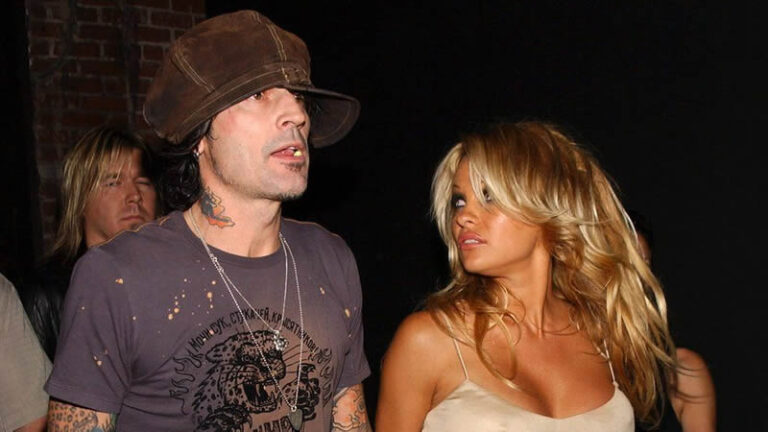 Pamela Anderson, Tommy Lee's Divorce