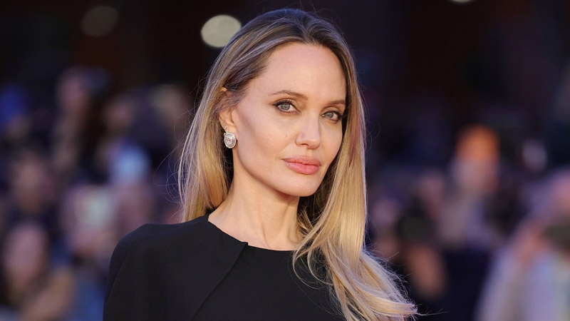 Angelina Jolie