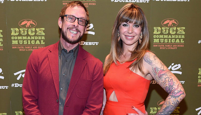 Bassist Scott Shriner