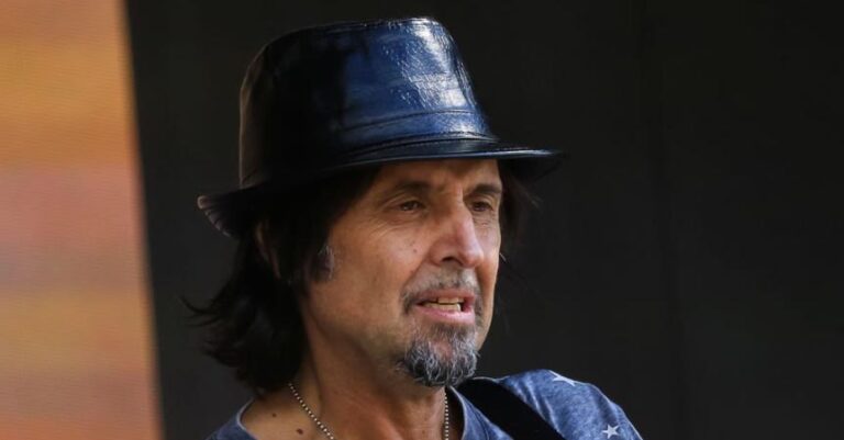 Phil Campbell